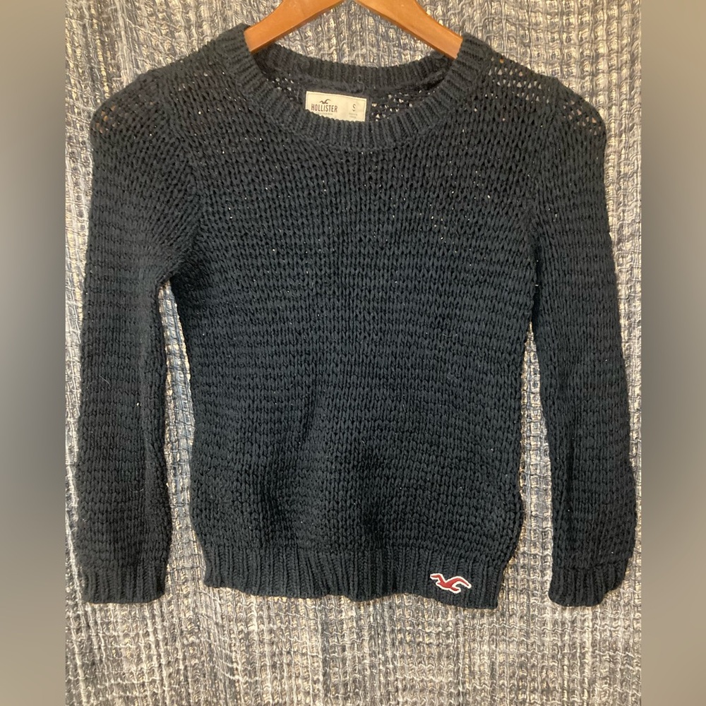Hollister Womens Black Knit Crewneck Sweater with Logo Patch
